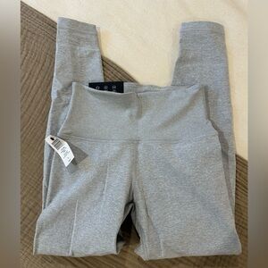 Aritzia HR SoftWhip Leggings